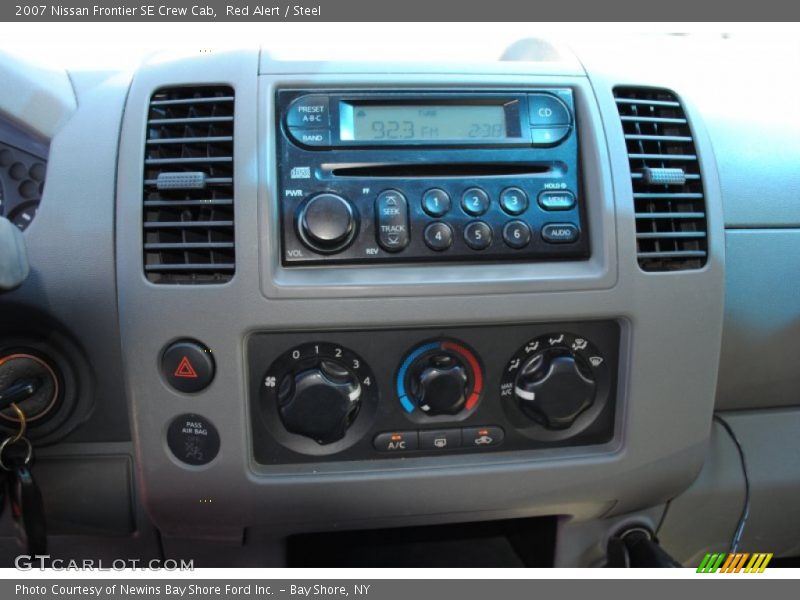 Red Alert / Steel 2007 Nissan Frontier SE Crew Cab