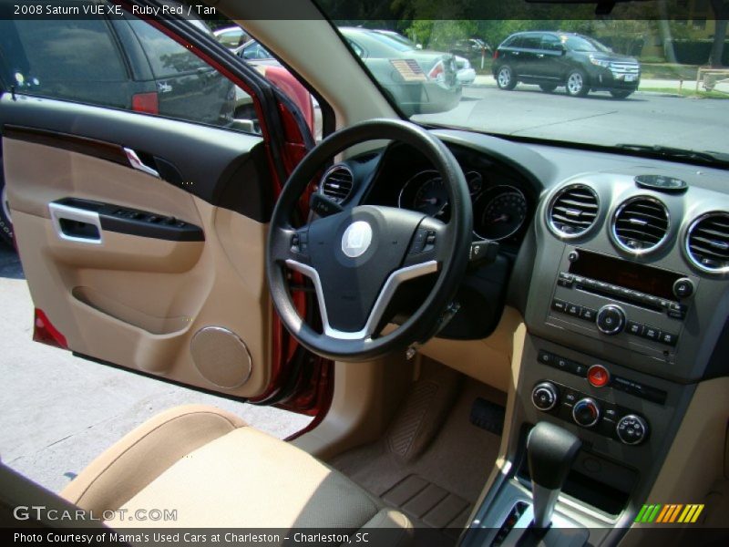 Ruby Red / Tan 2008 Saturn VUE XE