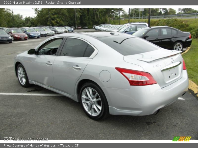 Radiant Silver / Charcoal 2010 Nissan Maxima 3.5 S