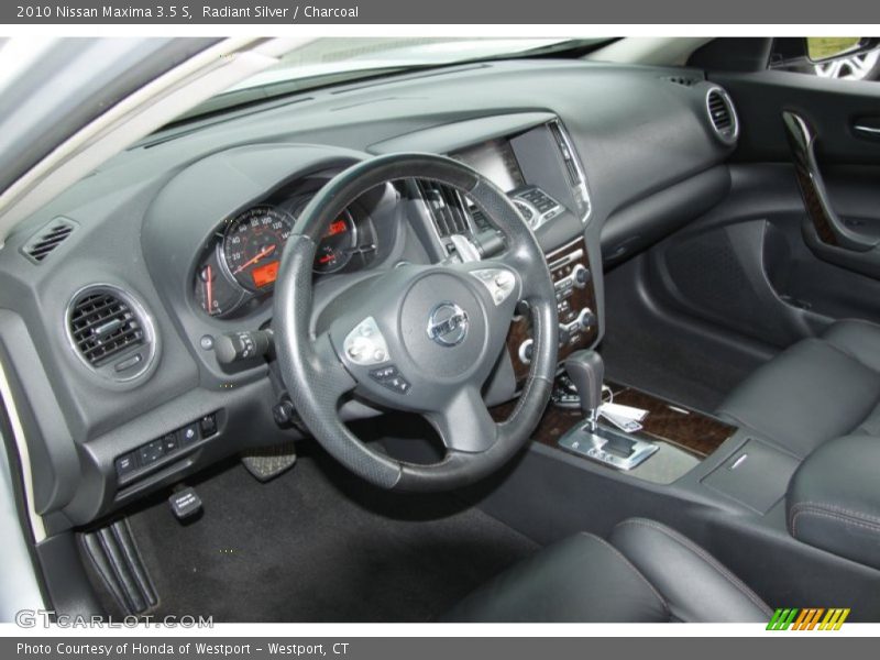 Radiant Silver / Charcoal 2010 Nissan Maxima 3.5 S