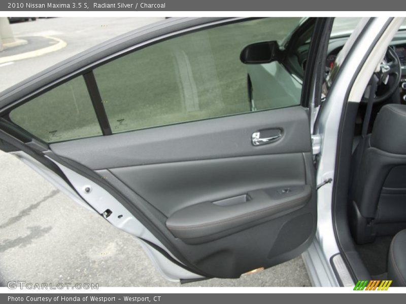 Radiant Silver / Charcoal 2010 Nissan Maxima 3.5 S