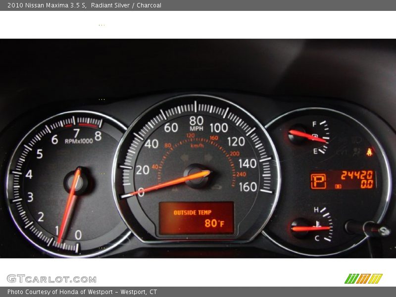 Radiant Silver / Charcoal 2010 Nissan Maxima 3.5 S