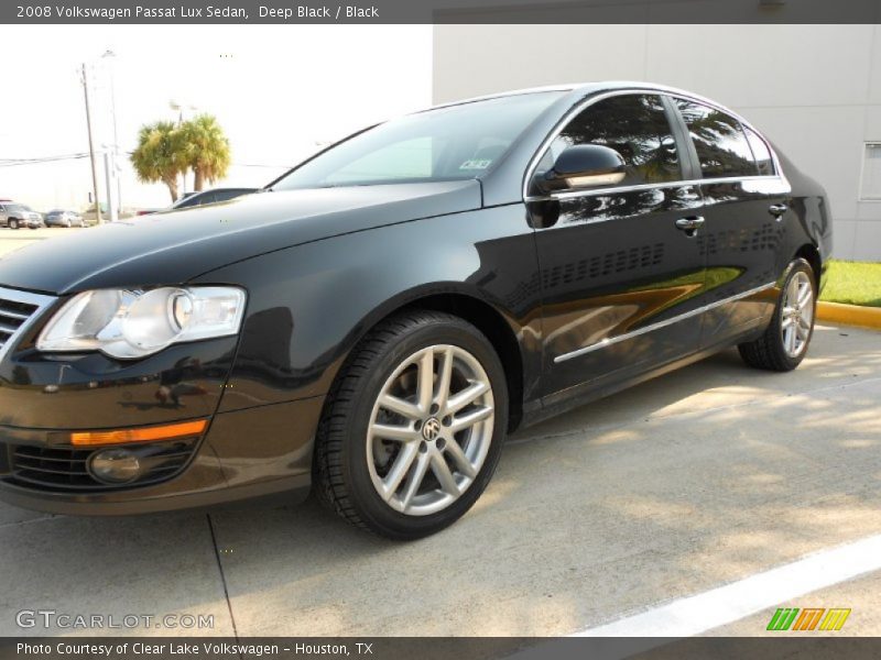 Deep Black / Black 2008 Volkswagen Passat Lux Sedan