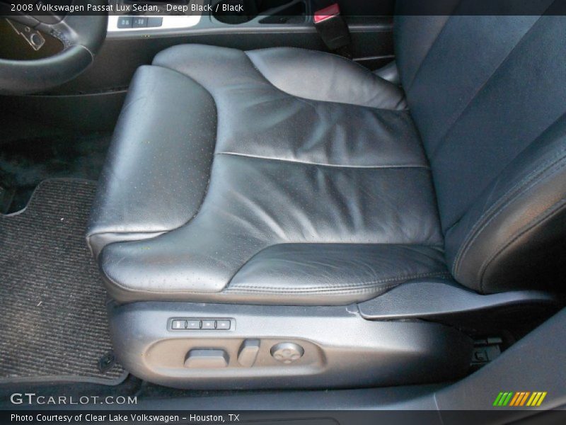Deep Black / Black 2008 Volkswagen Passat Lux Sedan