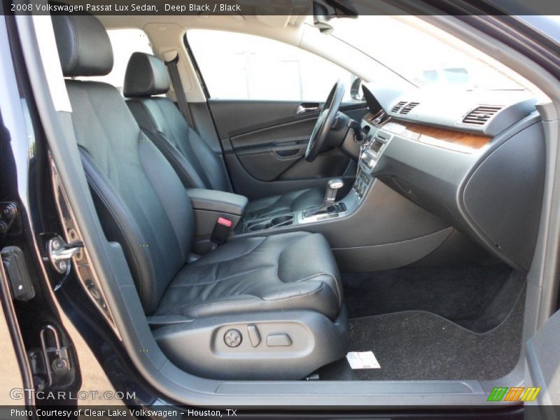 Deep Black / Black 2008 Volkswagen Passat Lux Sedan