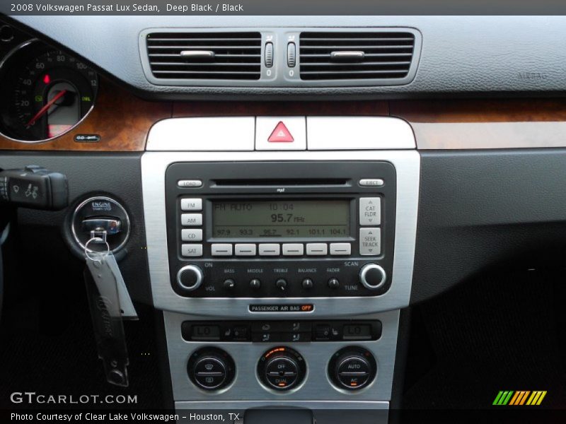 Deep Black / Black 2008 Volkswagen Passat Lux Sedan