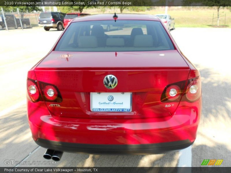 Salsa Red / Cornsilk Beige 2010 Volkswagen Jetta Wolfsburg Edition Sedan
