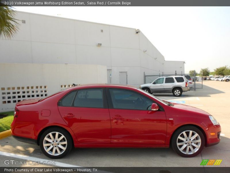 Salsa Red / Cornsilk Beige 2010 Volkswagen Jetta Wolfsburg Edition Sedan