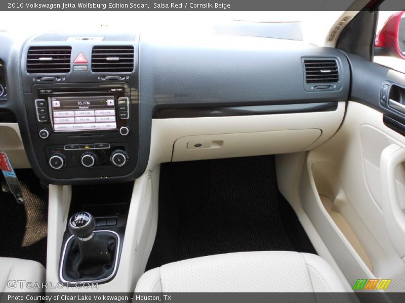 Salsa Red / Cornsilk Beige 2010 Volkswagen Jetta Wolfsburg Edition Sedan