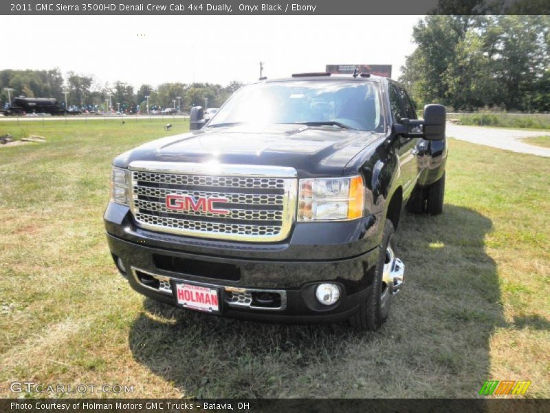 Onyx Black / Ebony 2011 GMC Sierra 3500HD Denali Crew Cab 4x4 Dually