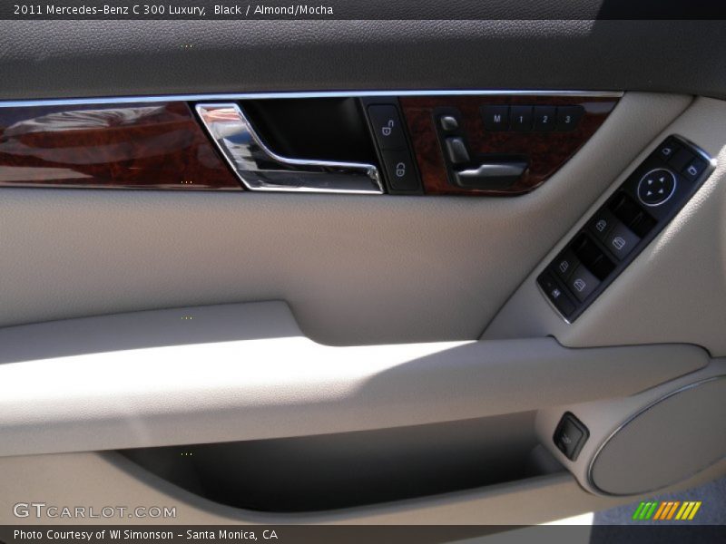 Black / Almond/Mocha 2011 Mercedes-Benz C 300 Luxury