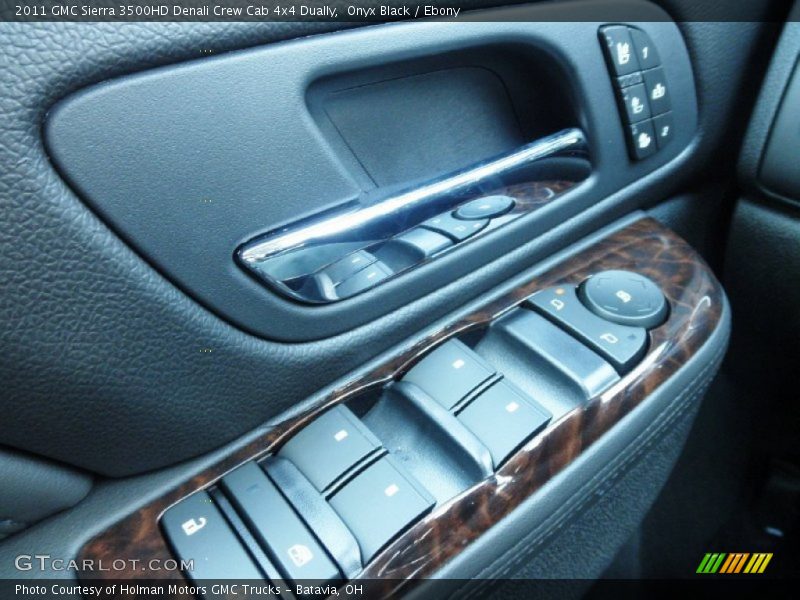Onyx Black / Ebony 2011 GMC Sierra 3500HD Denali Crew Cab 4x4 Dually