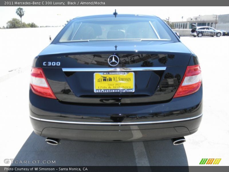 Black / Almond/Mocha 2011 Mercedes-Benz C 300 Luxury