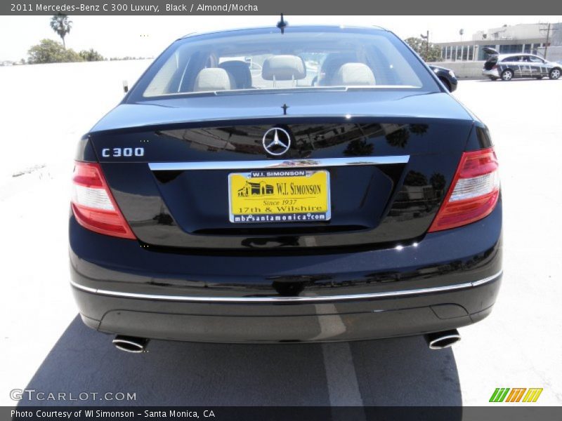 Black / Almond/Mocha 2011 Mercedes-Benz C 300 Luxury