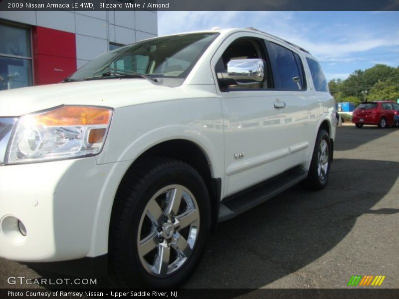 Blizzard White / Almond 2009 Nissan Armada LE 4WD