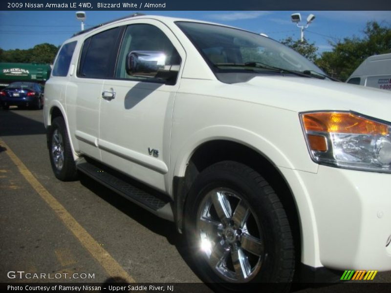 Blizzard White / Almond 2009 Nissan Armada LE 4WD