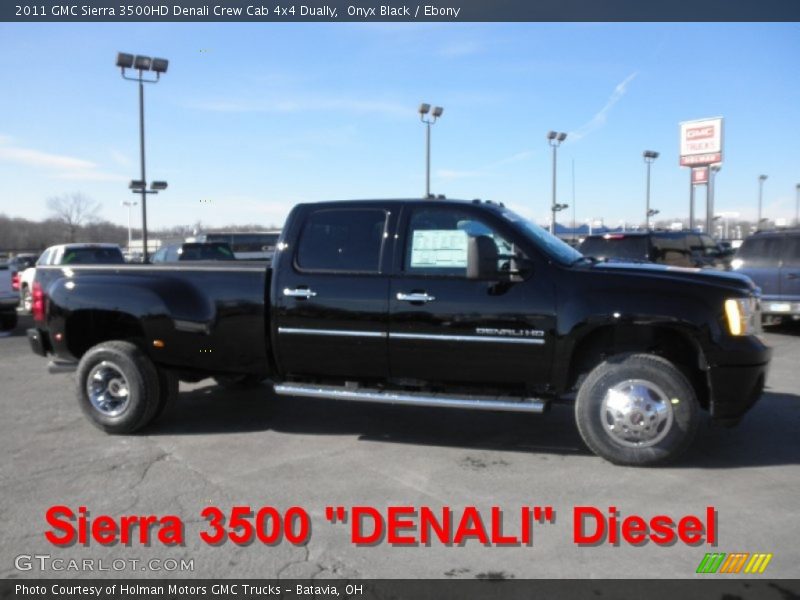 Onyx Black / Ebony 2011 GMC Sierra 3500HD Denali Crew Cab 4x4 Dually