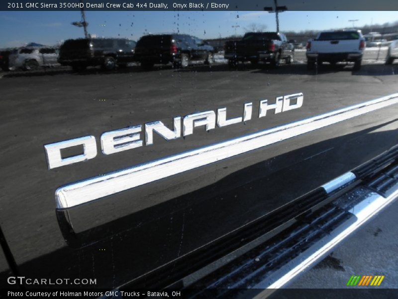 Onyx Black / Ebony 2011 GMC Sierra 3500HD Denali Crew Cab 4x4 Dually