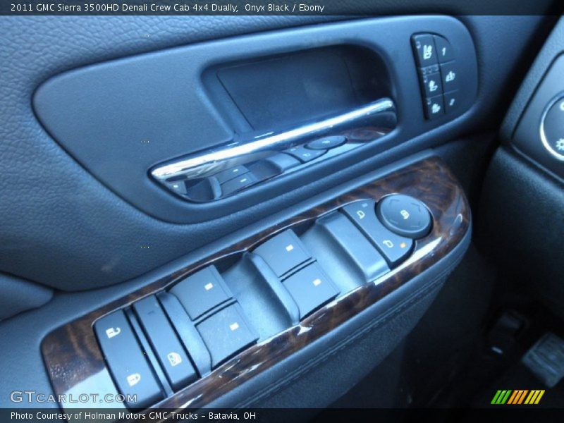 Onyx Black / Ebony 2011 GMC Sierra 3500HD Denali Crew Cab 4x4 Dually
