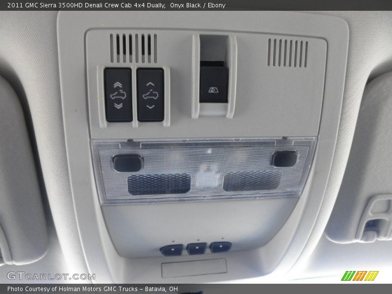 Onyx Black / Ebony 2011 GMC Sierra 3500HD Denali Crew Cab 4x4 Dually