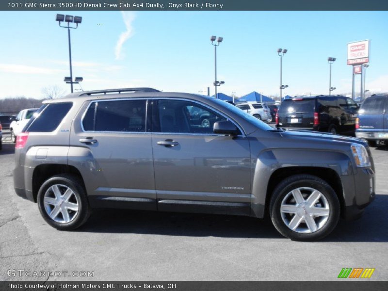 Onyx Black / Ebony 2011 GMC Sierra 3500HD Denali Crew Cab 4x4 Dually