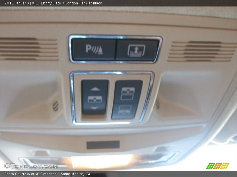 Ebony Black / London Tan/Jet Black 2011 Jaguar XJ XJL