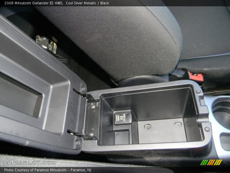 Cool Silver Metallic / Black 2008 Mitsubishi Outlander ES 4WD