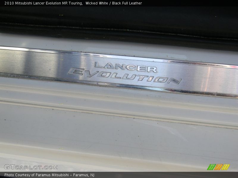 Wicked White / Black Full Leather 2010 Mitsubishi Lancer Evolution MR Touring