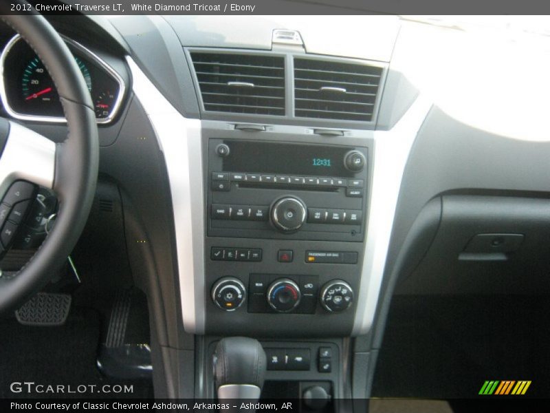 White Diamond Tricoat / Ebony 2012 Chevrolet Traverse LT