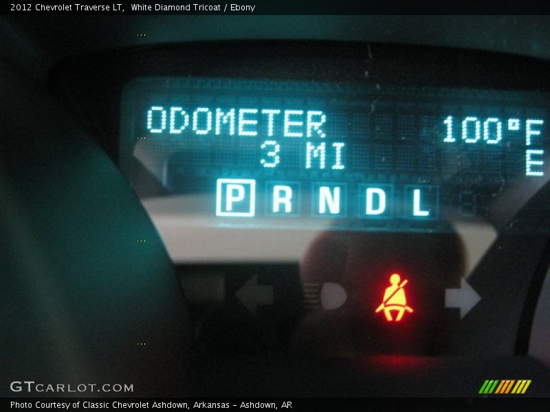 White Diamond Tricoat / Ebony 2012 Chevrolet Traverse LT