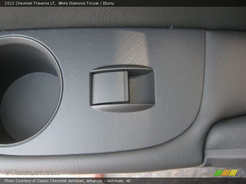 White Diamond Tricoat / Ebony 2012 Chevrolet Traverse LT