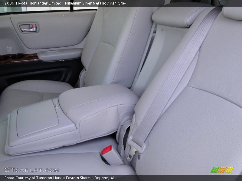 Millenium Silver Metallic / Ash Gray 2006 Toyota Highlander Limited