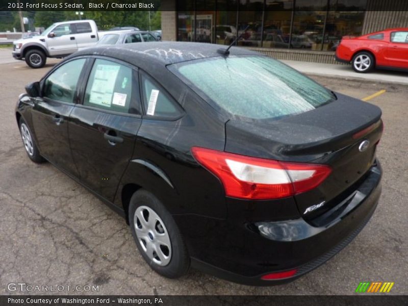Black / Charcoal Black 2012 Ford Focus S Sedan
