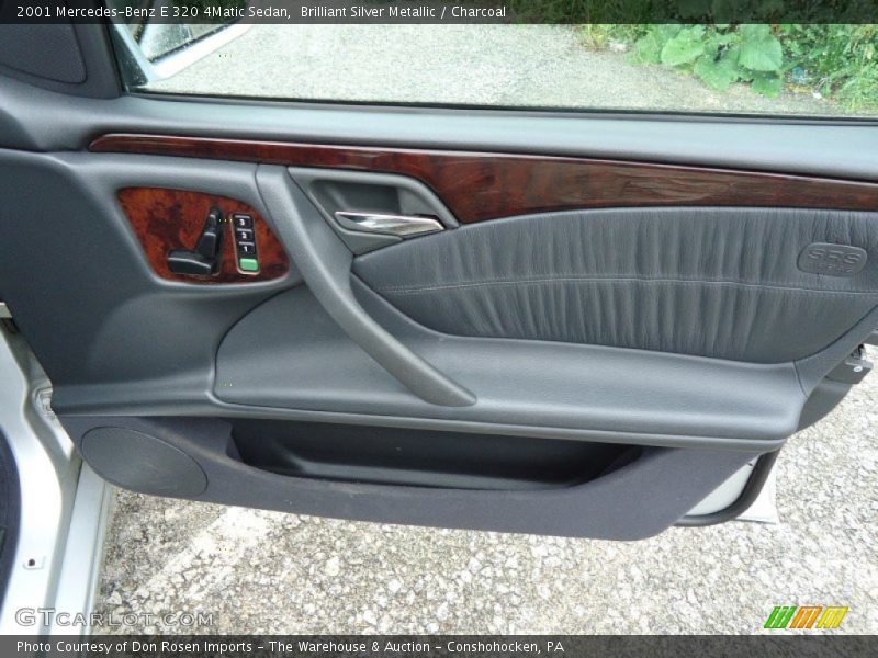 Door Panel of 2001 E 320 4Matic Sedan