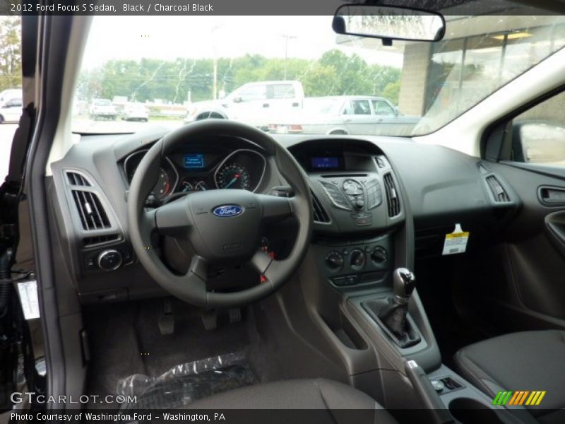Black / Charcoal Black 2012 Ford Focus S Sedan