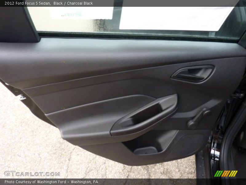 Black / Charcoal Black 2012 Ford Focus S Sedan