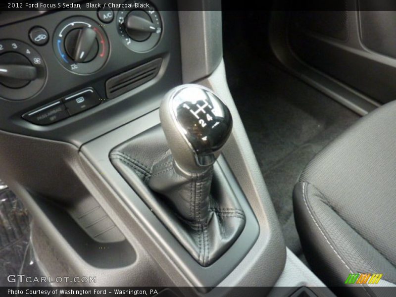 2012 Focus S Sedan 5 Speed Manual Shifter