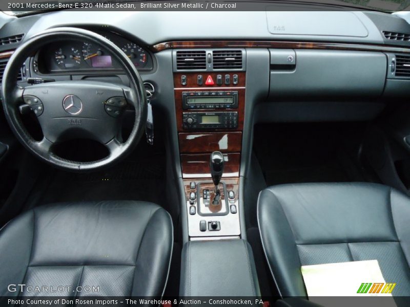 Dashboard of 2001 E 320 4Matic Sedan