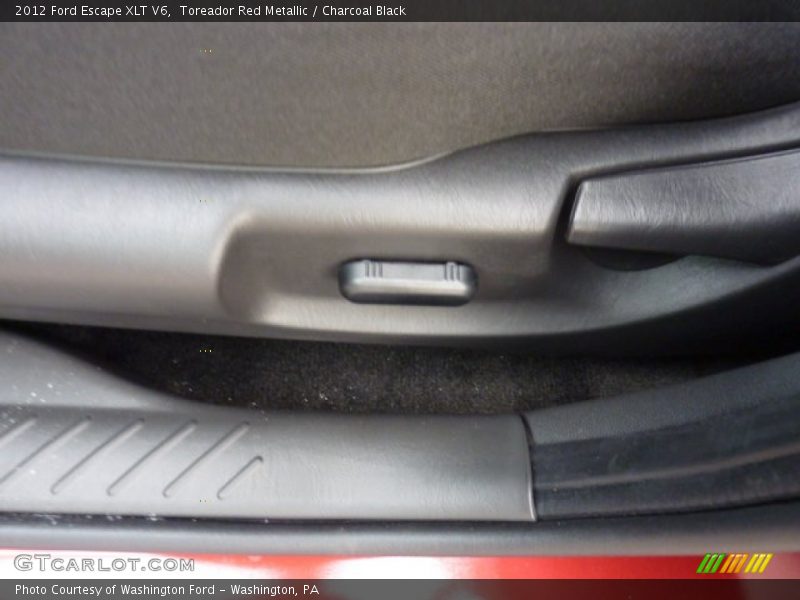 Toreador Red Metallic / Charcoal Black 2012 Ford Escape XLT V6