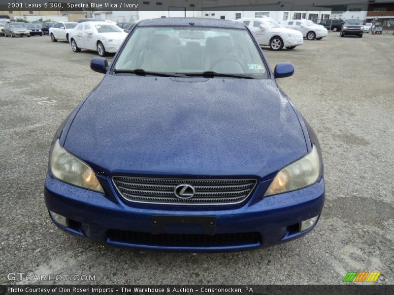 Spectra Blue Mica / Ivory 2001 Lexus IS 300