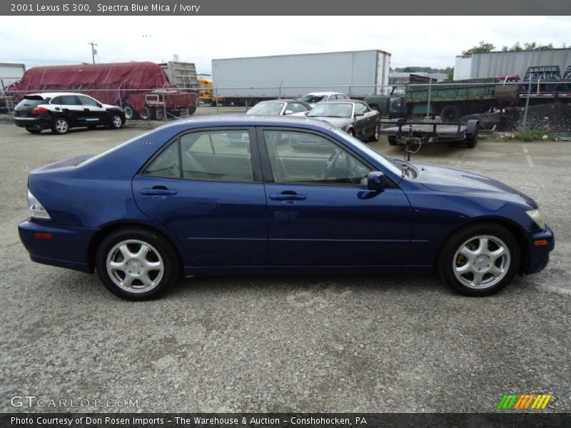 Spectra Blue Mica / Ivory 2001 Lexus IS 300