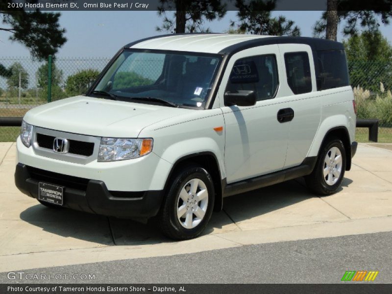 Front 3/4 View of 2010 Element EX