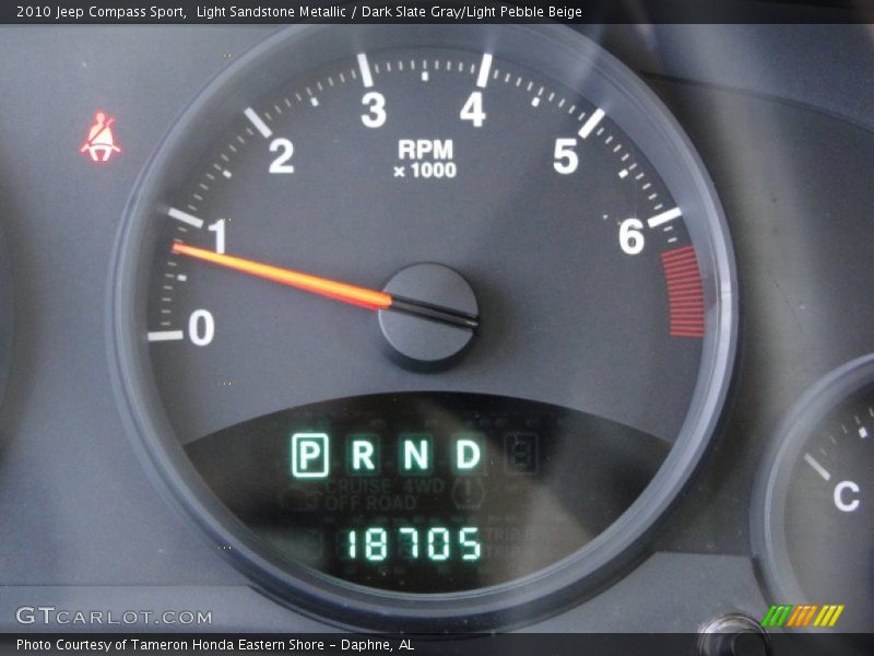 Light Sandstone Metallic / Dark Slate Gray/Light Pebble Beige 2010 Jeep Compass Sport