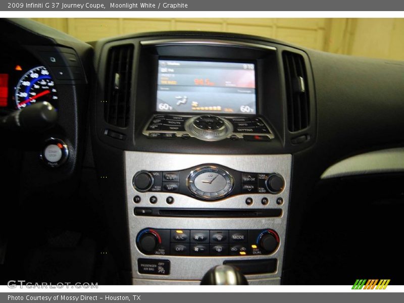 Moonlight White / Graphite 2009 Infiniti G 37 Journey Coupe