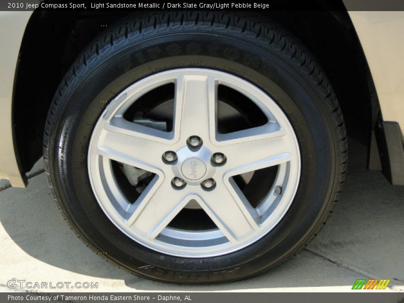 Light Sandstone Metallic / Dark Slate Gray/Light Pebble Beige 2010 Jeep Compass Sport