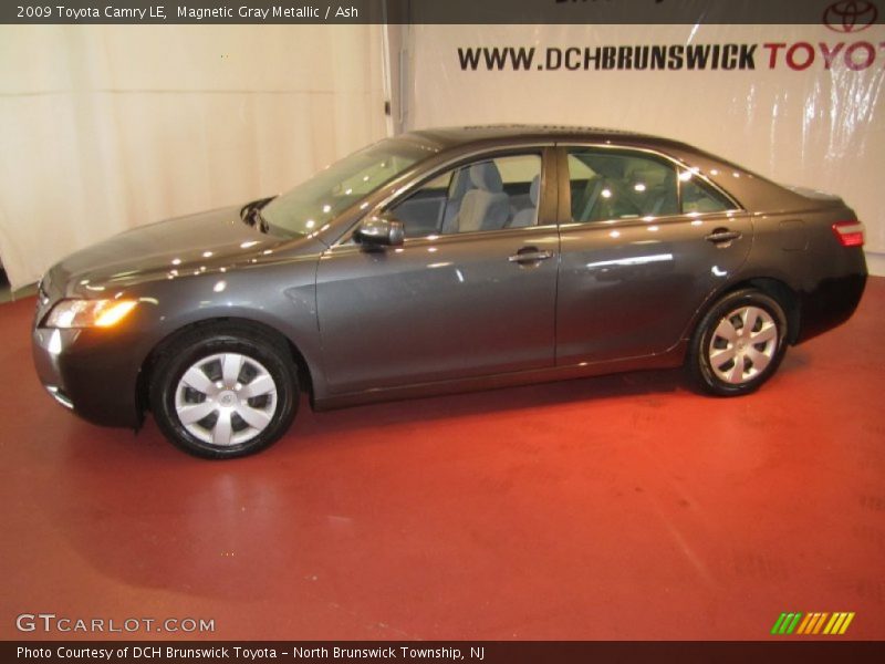 Magnetic Gray Metallic / Ash 2009 Toyota Camry LE