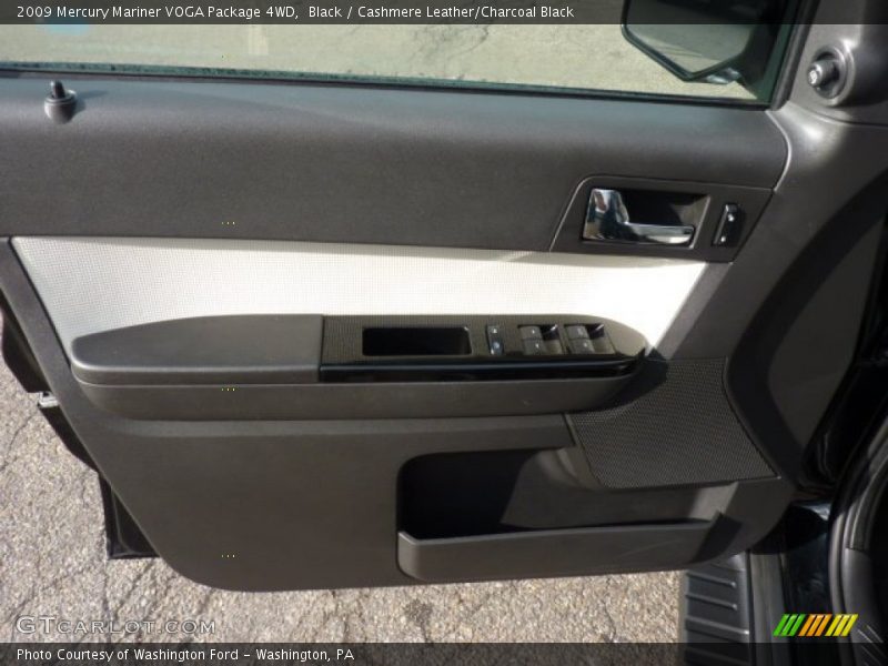 Door Panel of 2009 Mariner VOGA Package 4WD