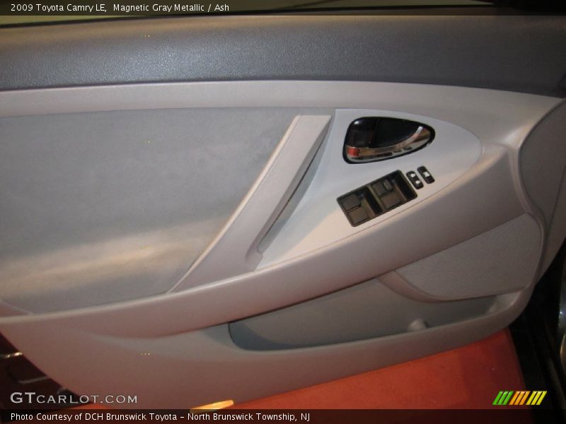 Magnetic Gray Metallic / Ash 2009 Toyota Camry LE