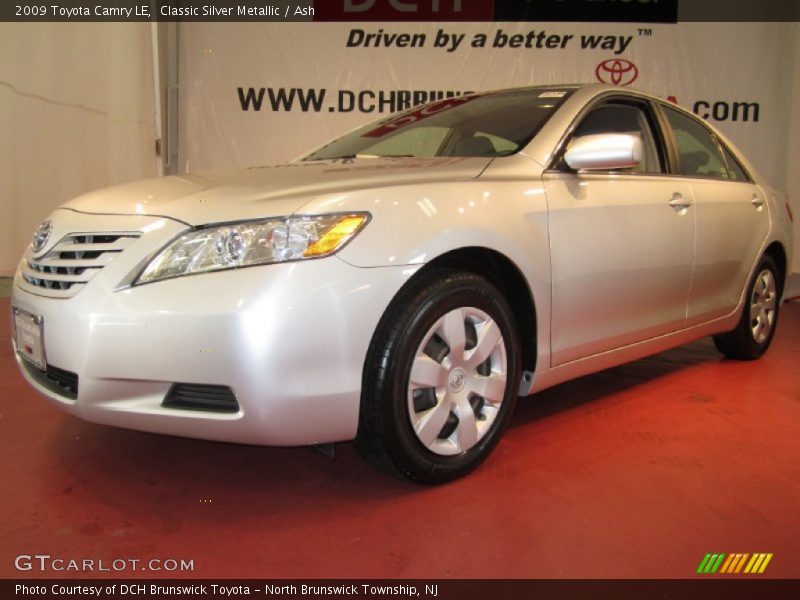 Classic Silver Metallic / Ash 2009 Toyota Camry LE