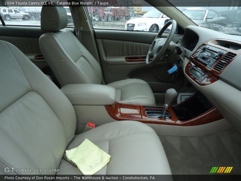 Catalina Blue Metallic / Taupe 2004 Toyota Camry XLE V6